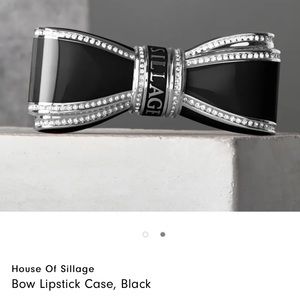 House of sillage black bow lipstick case